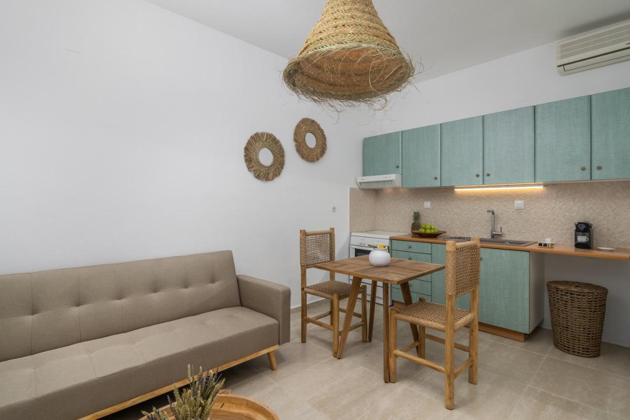 אדאמאס Kallia'S Suites Milos מראה חיצוני תמונה