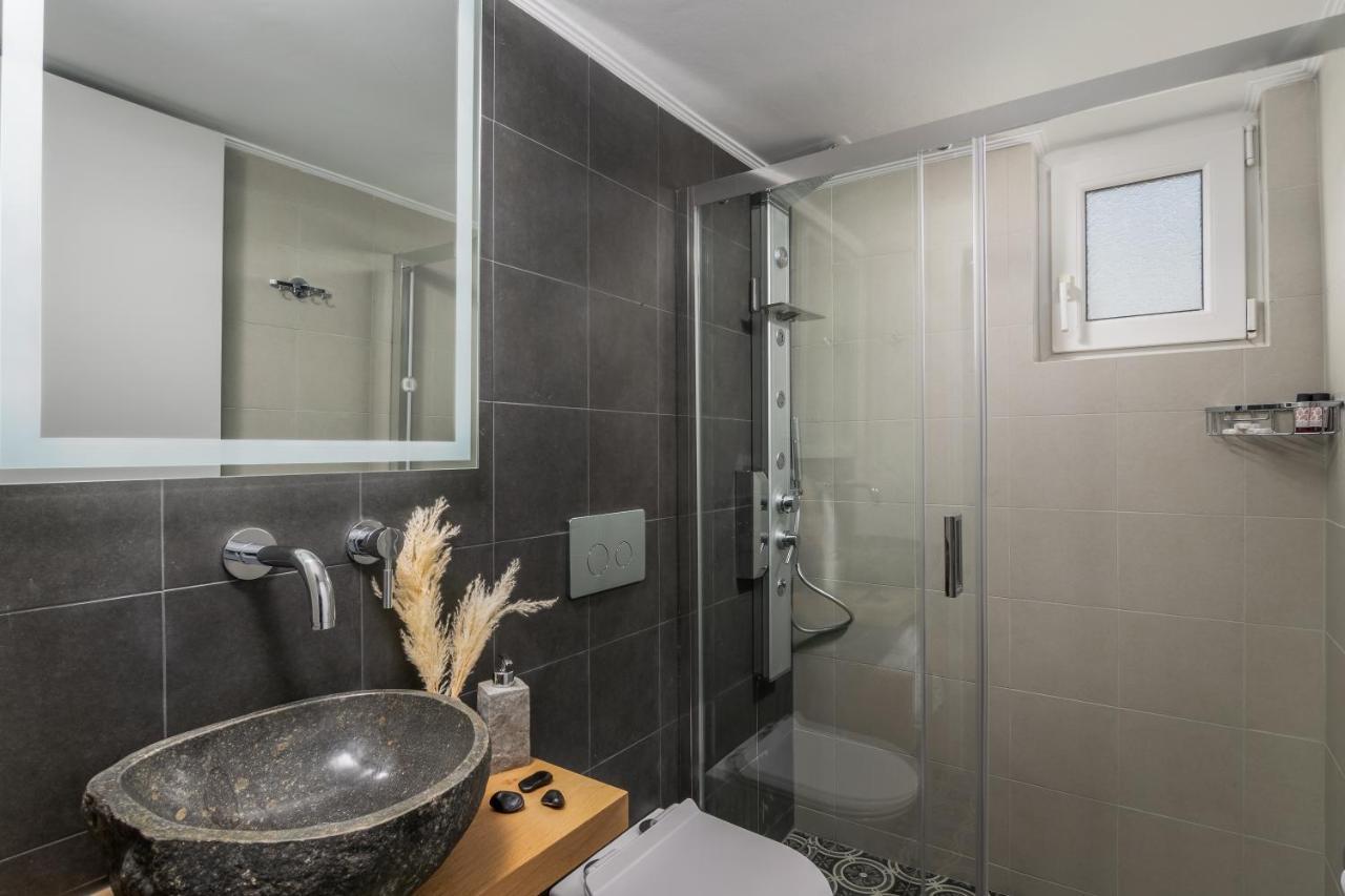 אדאמאס Kallia'S Suites Milos מראה חיצוני תמונה