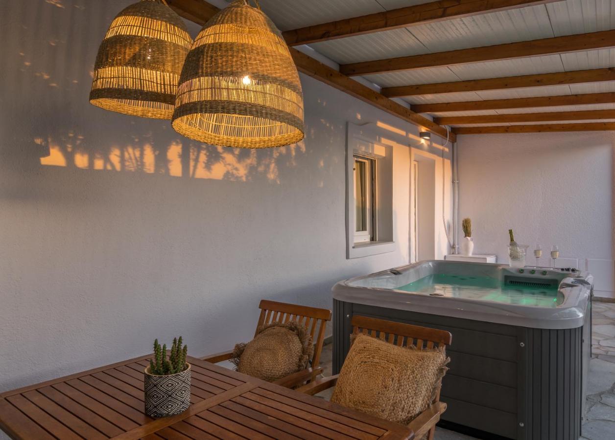 אדאמאס Kallia'S Suites Milos מראה חיצוני תמונה
